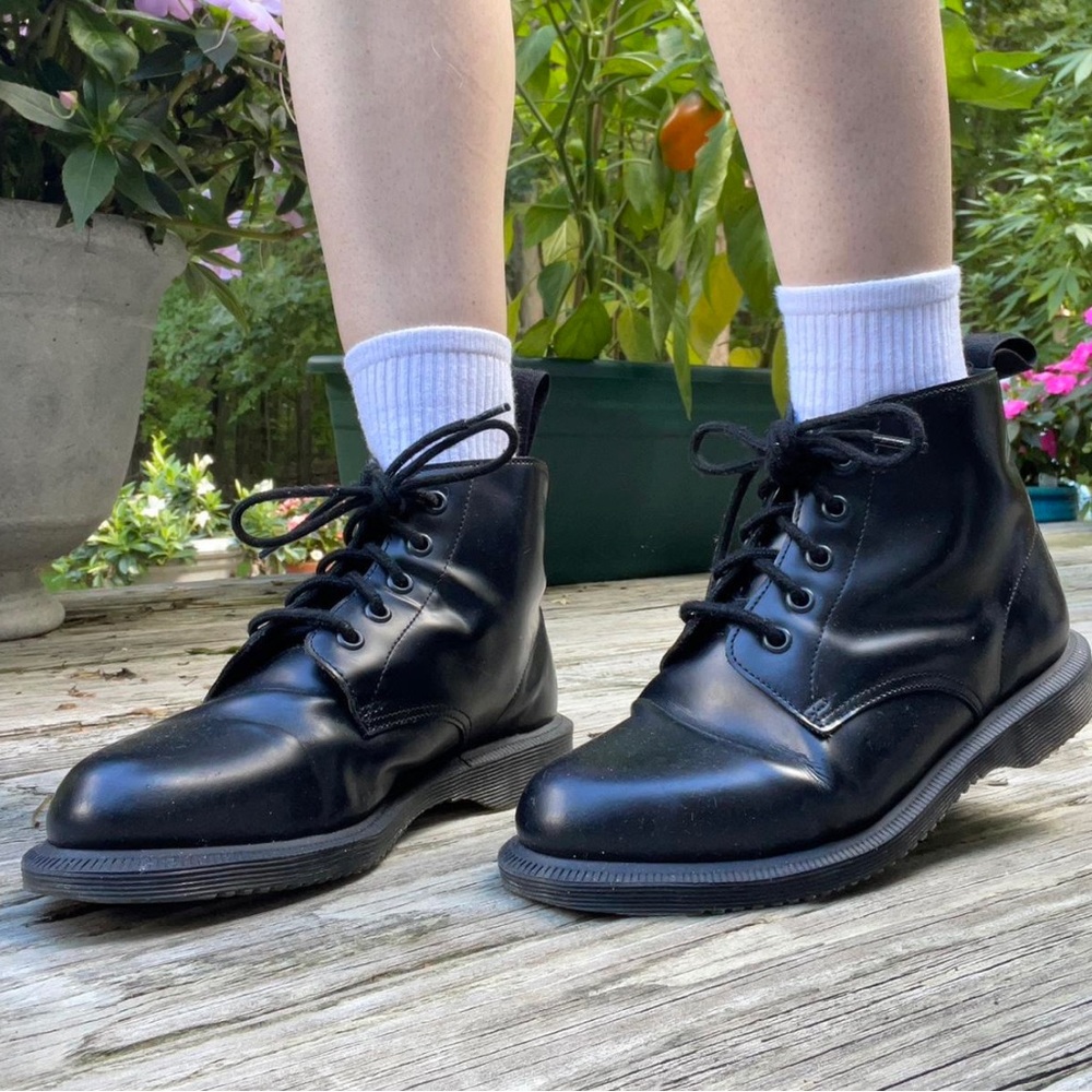 Dr. Martens Emmeline boots